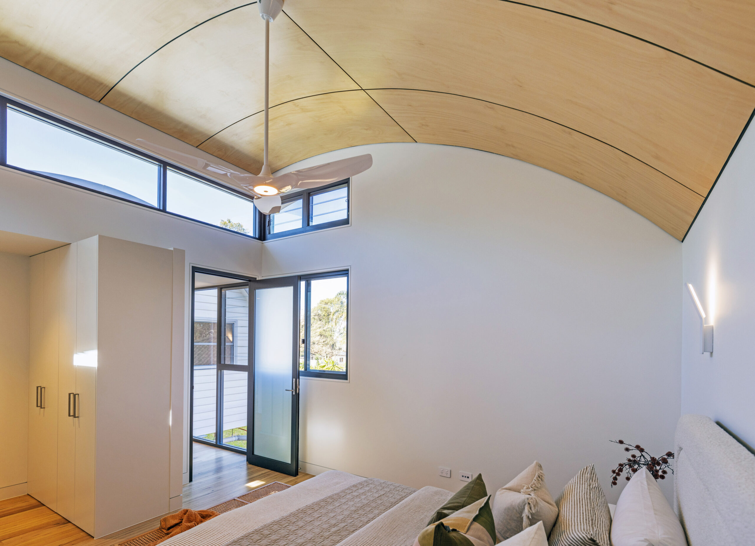 Nissen Hut's Gallery Image