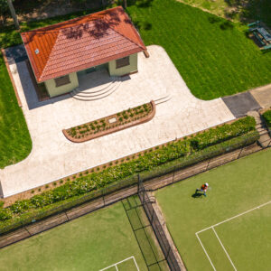 Gordon Gateway and Tennis Pavilions's Gallery Image Nav