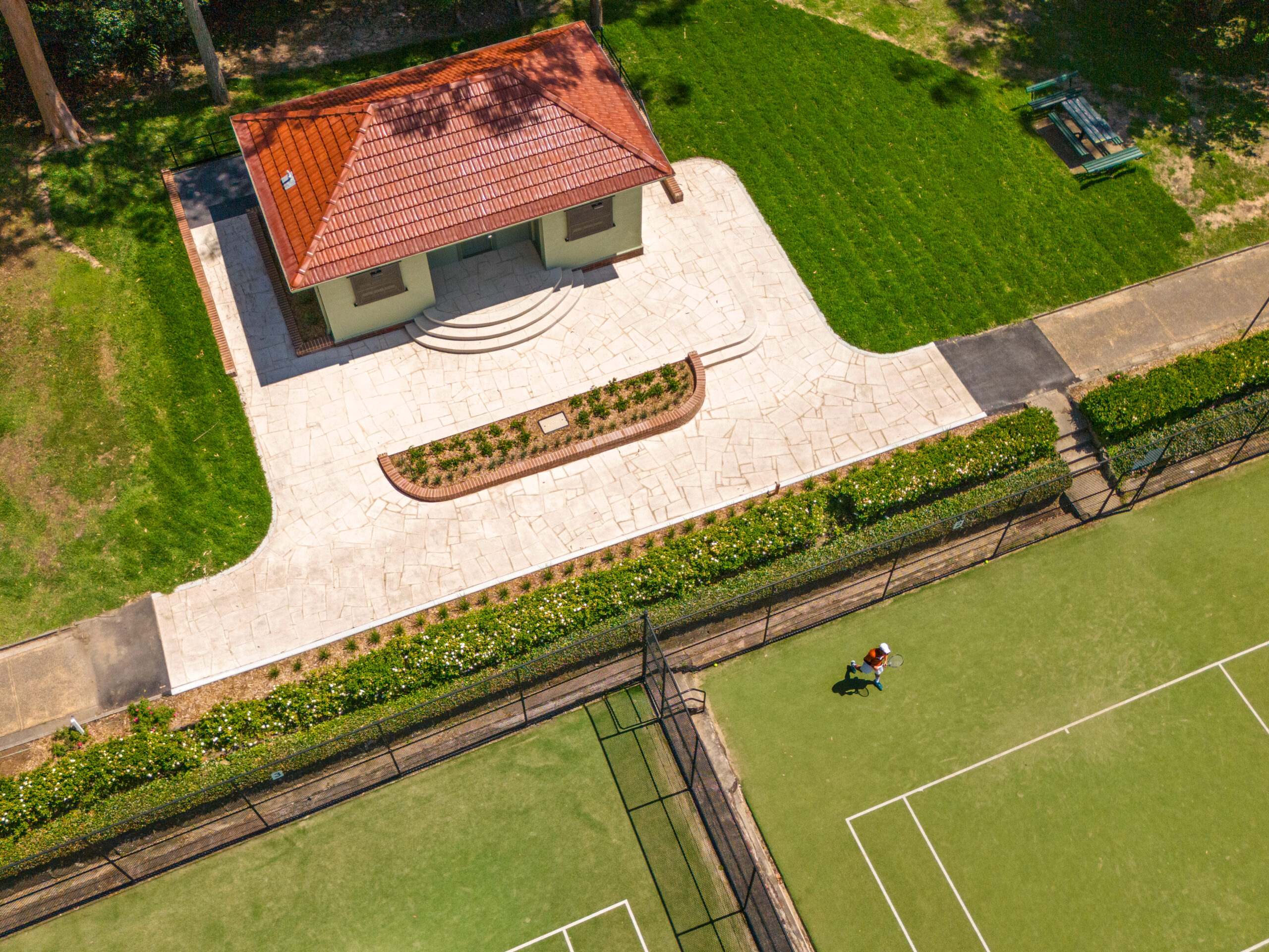 Gordon Gateway and Tennis Pavilions's Gallery Image