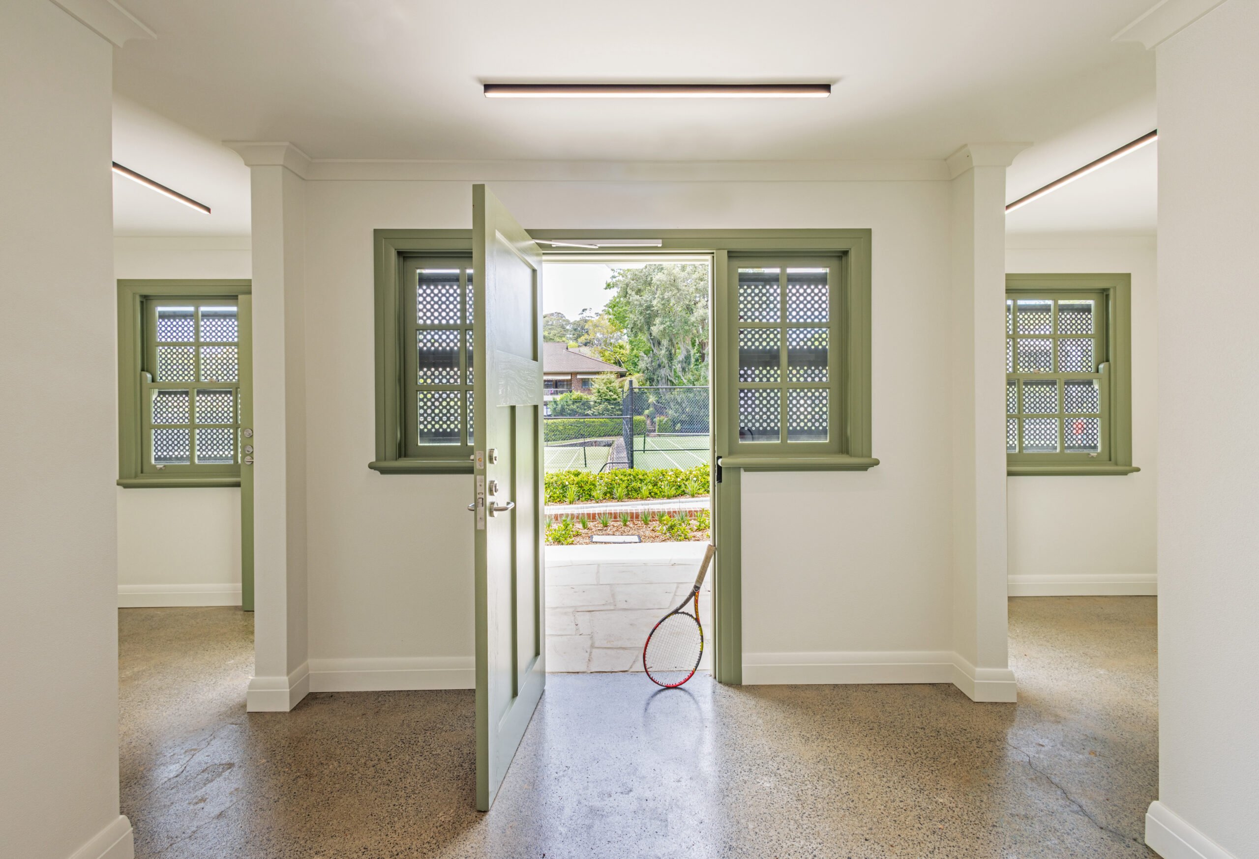 Gordon Gateway and Tennis Pavilions's Gallery Image