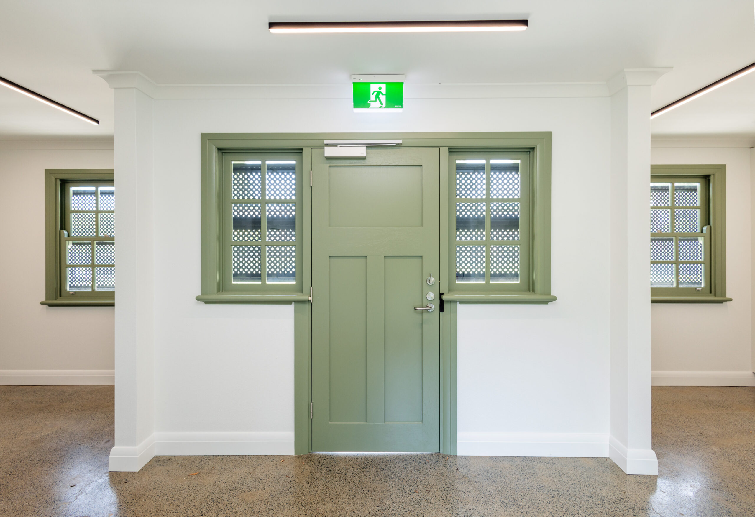 Gordon Gateway and Tennis Pavilions's Gallery Image