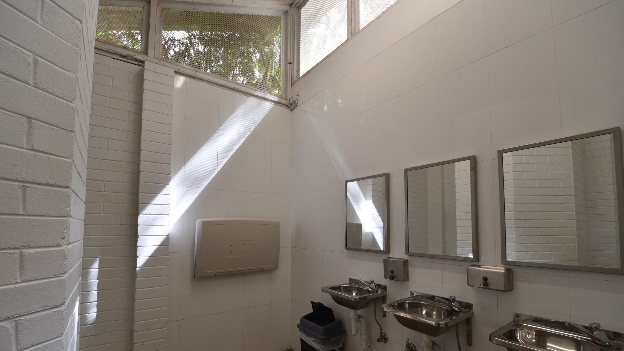 Ku-ring-gai Amenities's Gallery Image